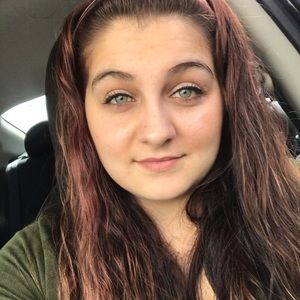 Meet your Posher, Lindsey